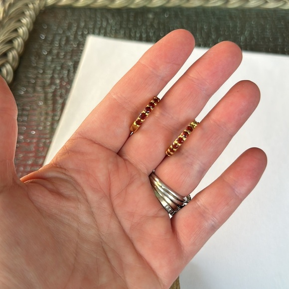 Garnet vermeil gold over sterling hoop pierced earrings - Picture 6 of 7